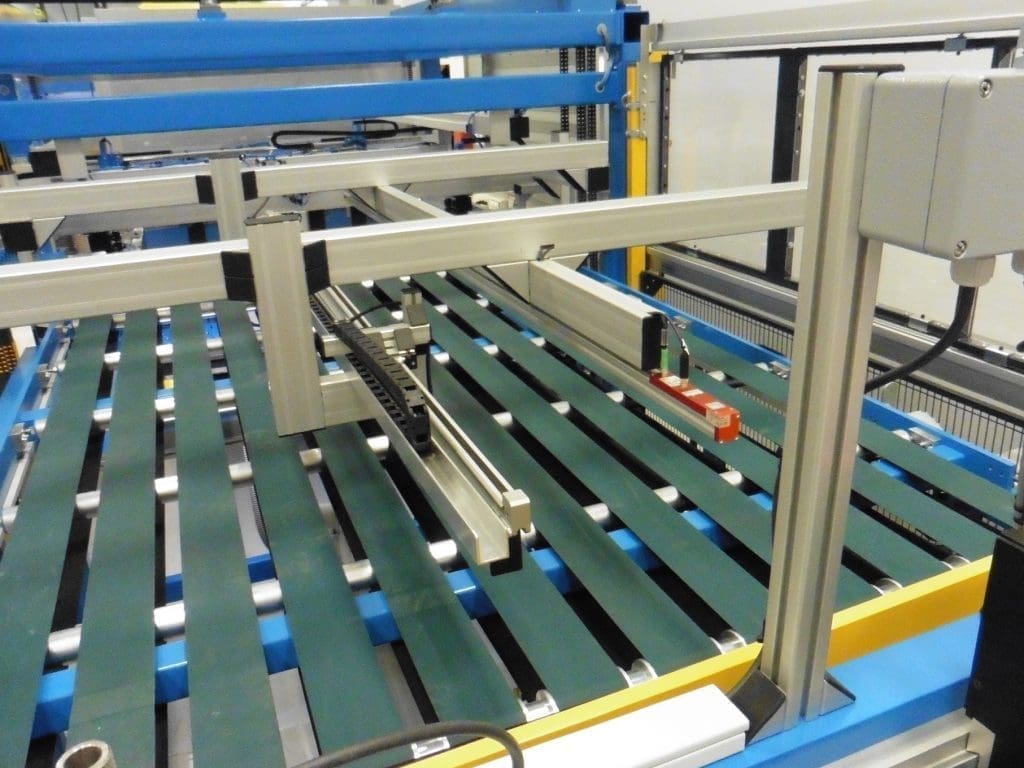 ROBUST Foil cutting machine with part length measurement ELOVIS